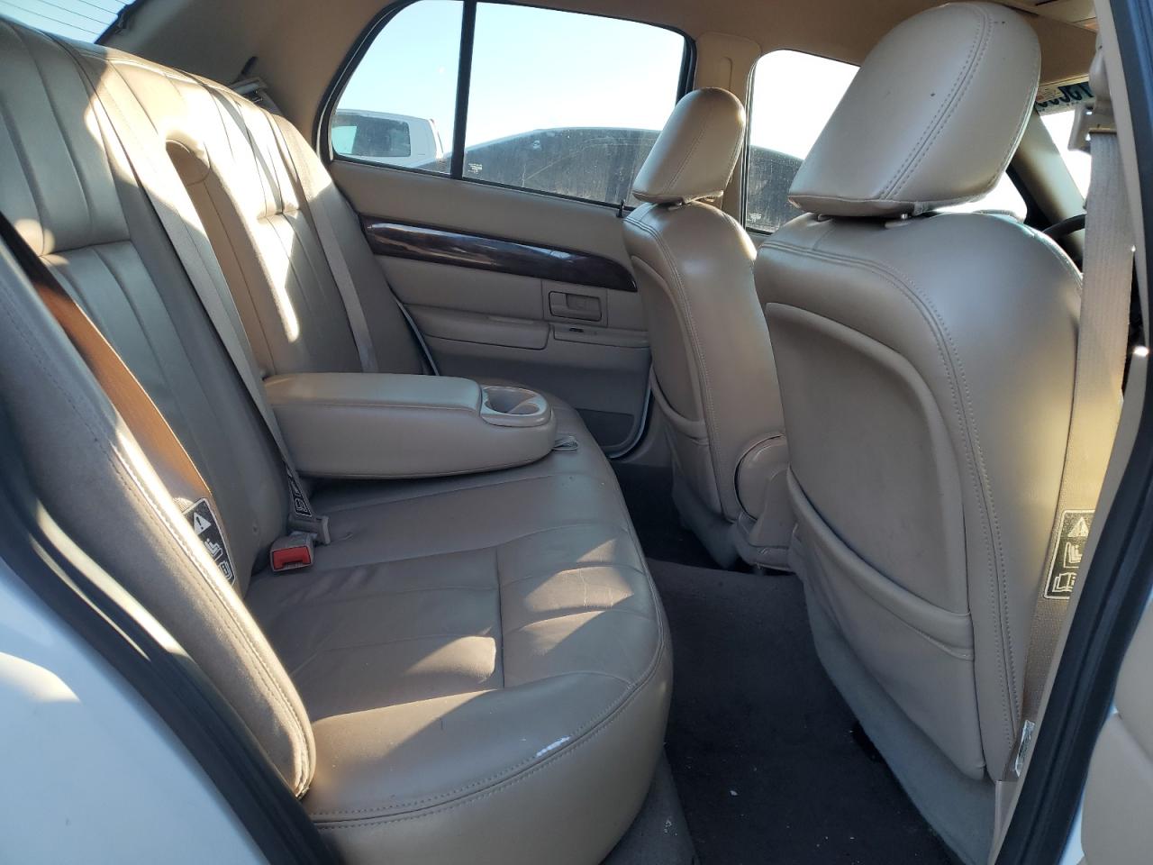 2003 Mercury Grand Marquis - Image 10