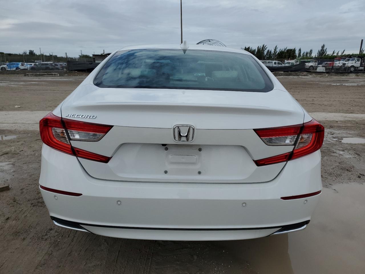 2021 Honda Accord - Image 6