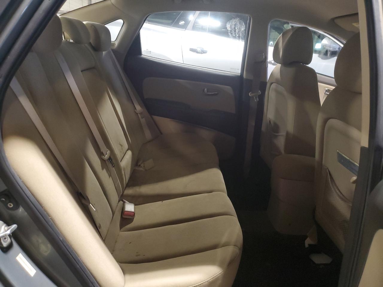 2010 Hyundai Elantra - Image 10