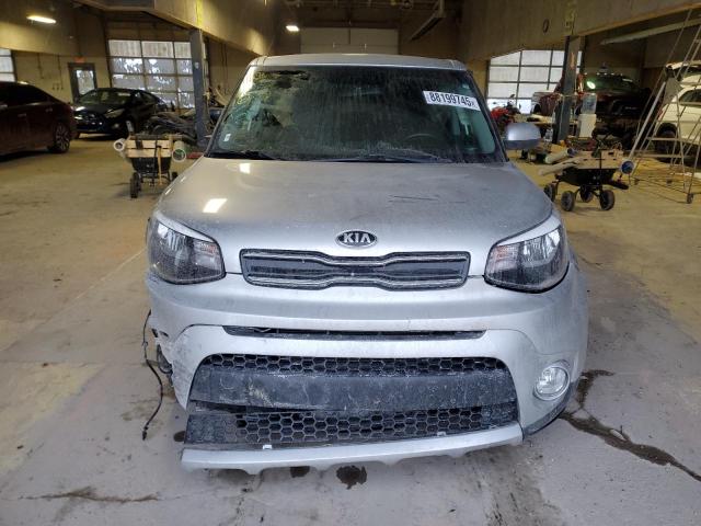  KIA SOUL 2018 Сріблястий
