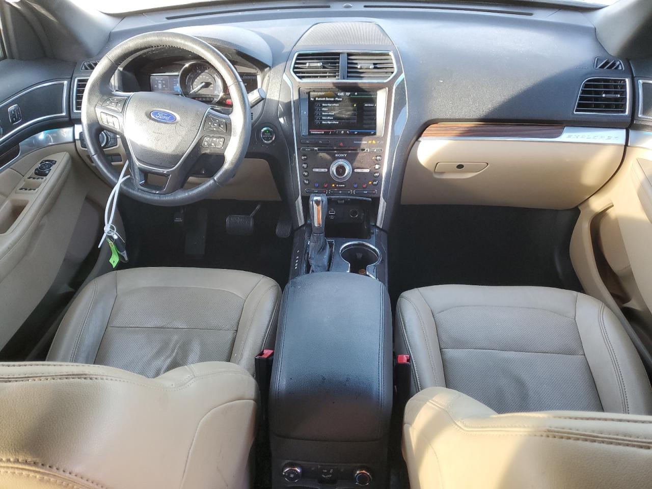 2016 Ford Explorer - Image 8