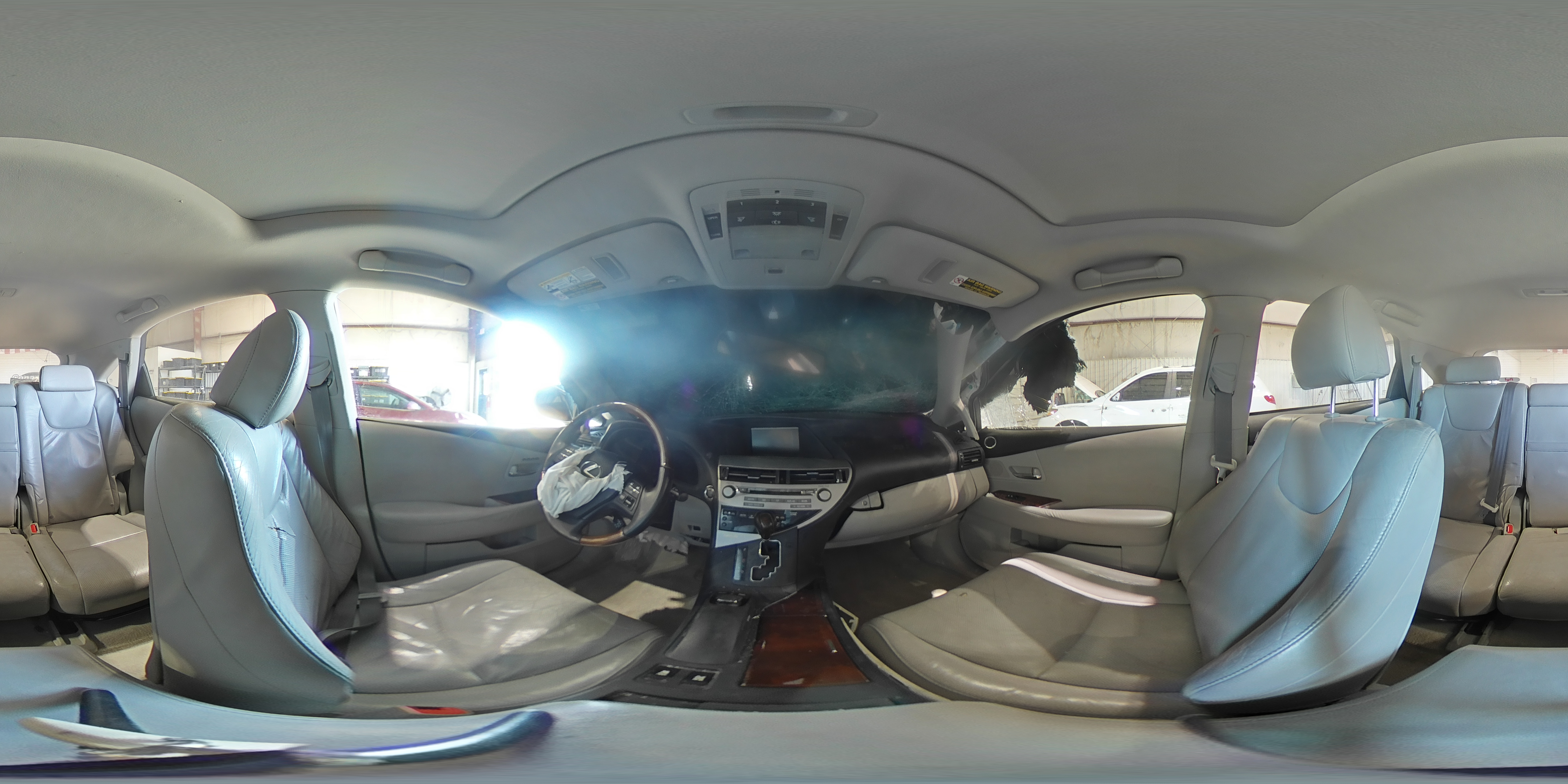 2010 Lexus RX - Image 13