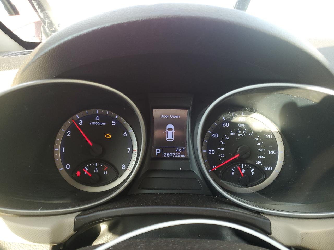 2013 Hyundai Santa Fe - Image 9