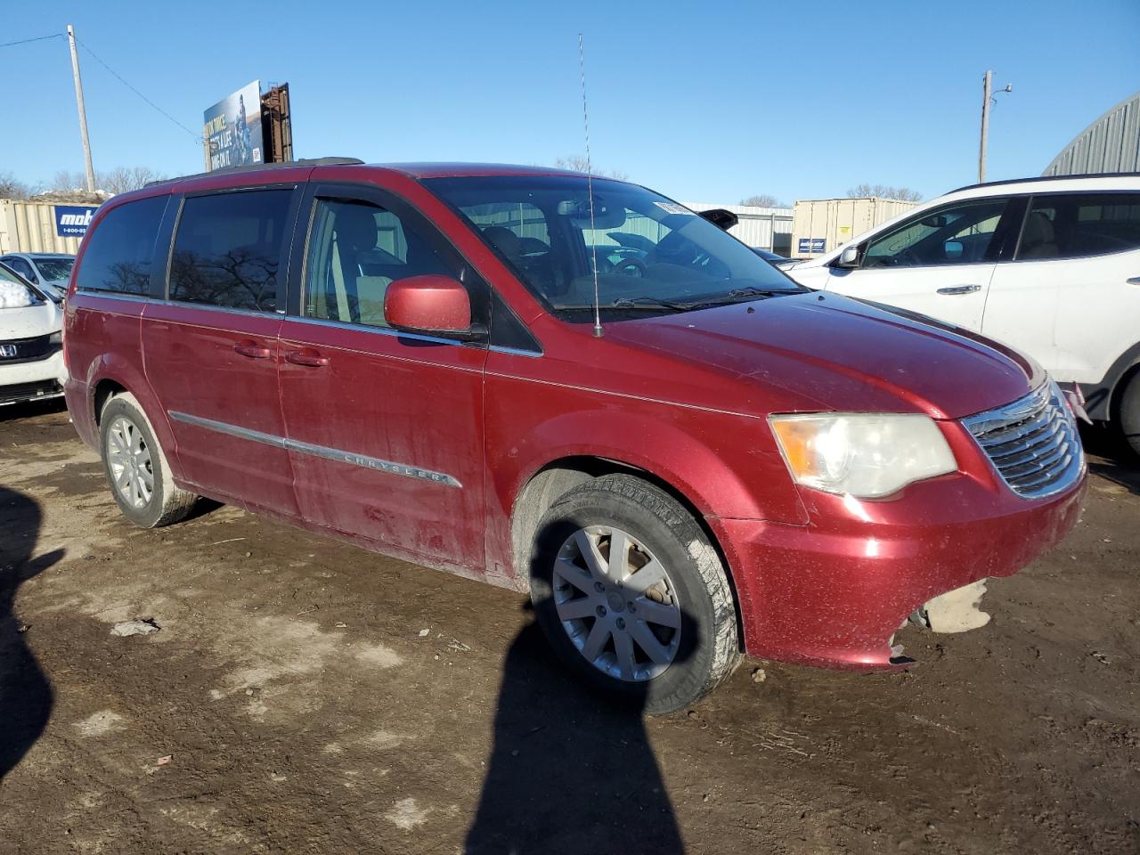 2014 Chrysler Town & Country - Image 4