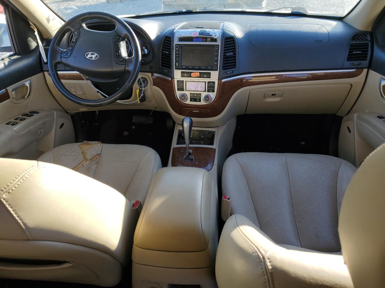 2009 Hyundai Santa Fe - Image 8
