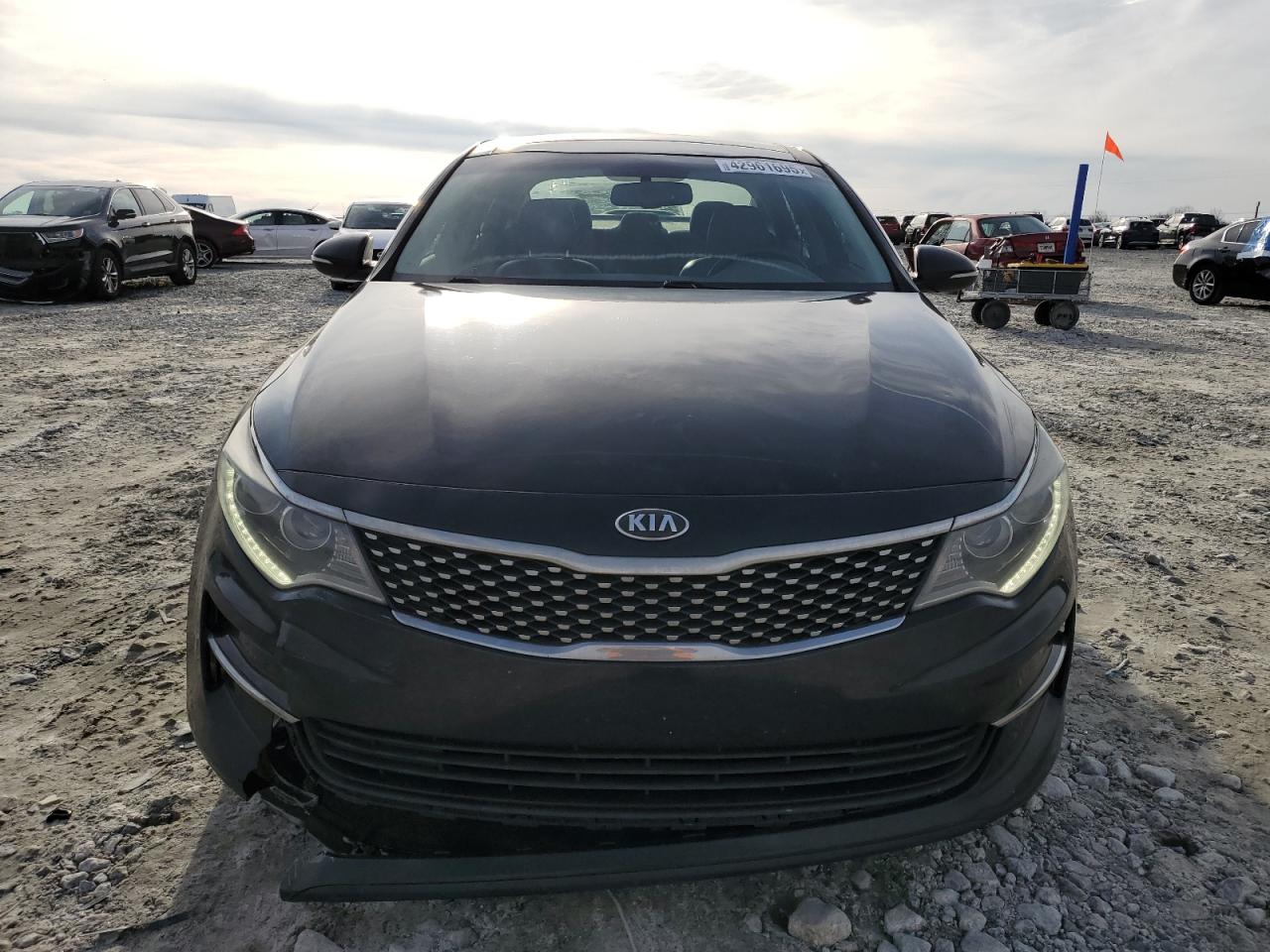 2016 Kia Optima - Image 5