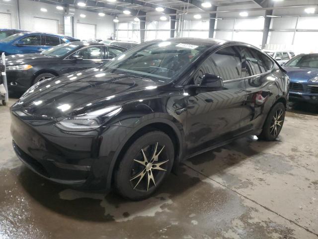 TESLA MODEL Y 2023 Черный
