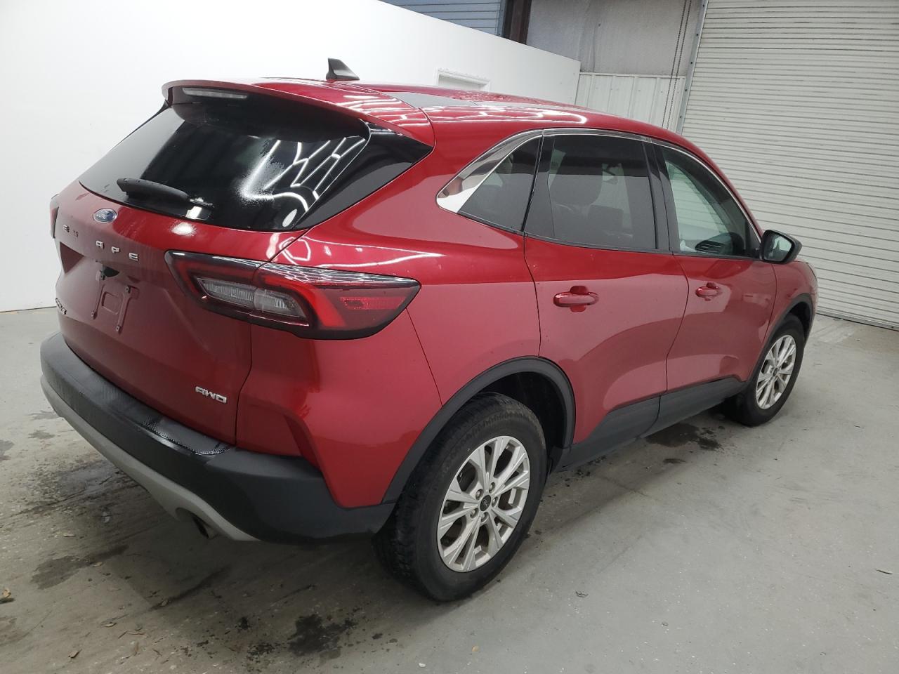 2023 Ford Escape - Image 3