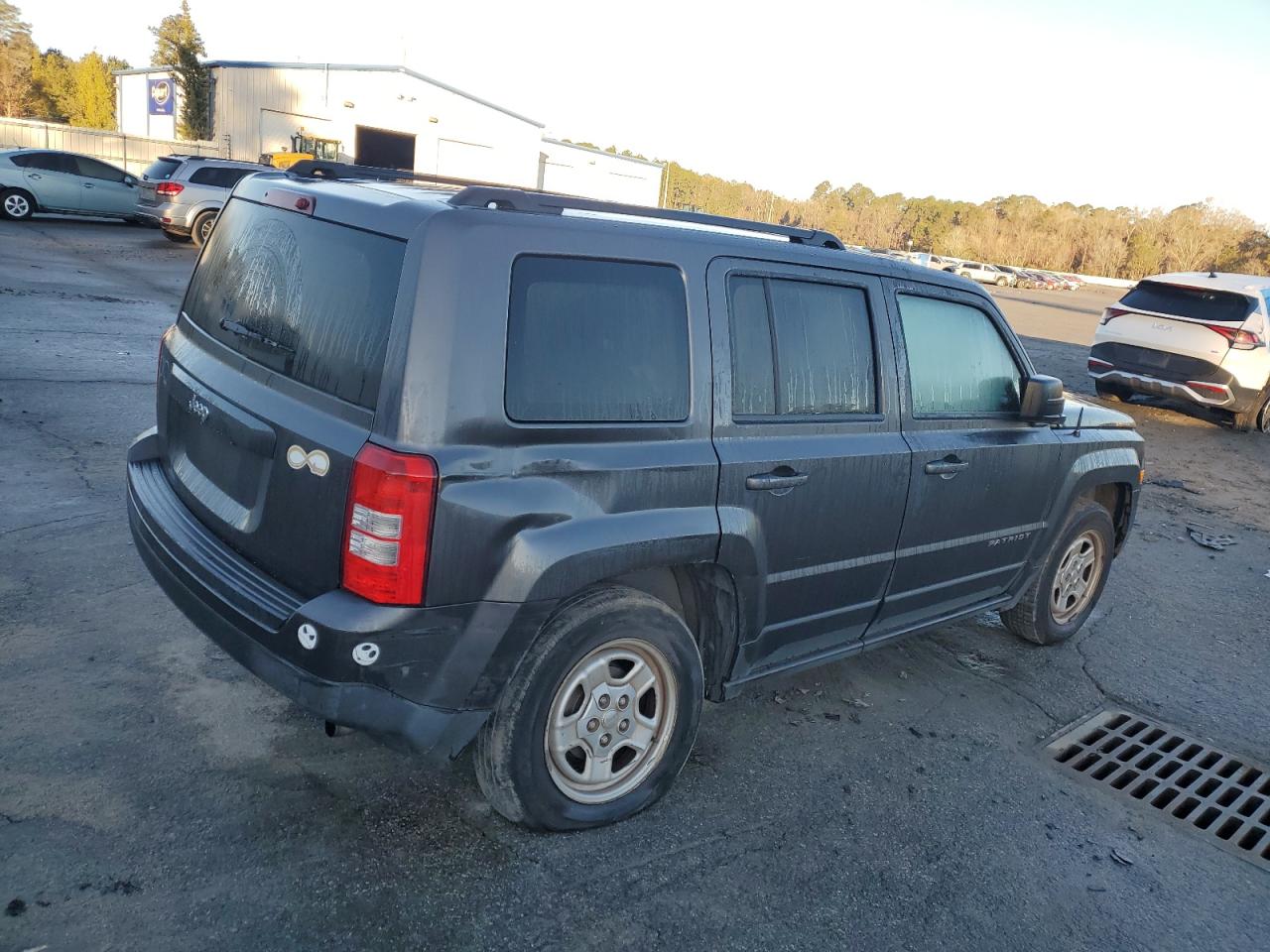 2014 Jeep Liberty (Patriot) - Image 3
