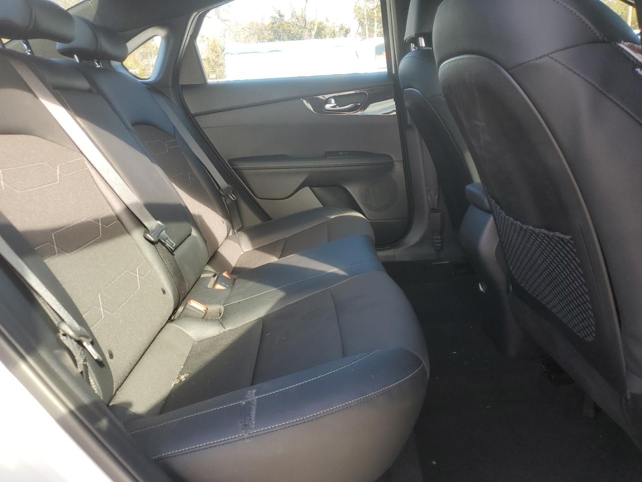 2024 Kia Forte - Image 11