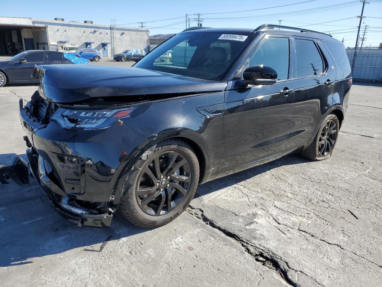 2020 Land Rover Discovery Landmark for Sale in Sun Valley, CA - Front End