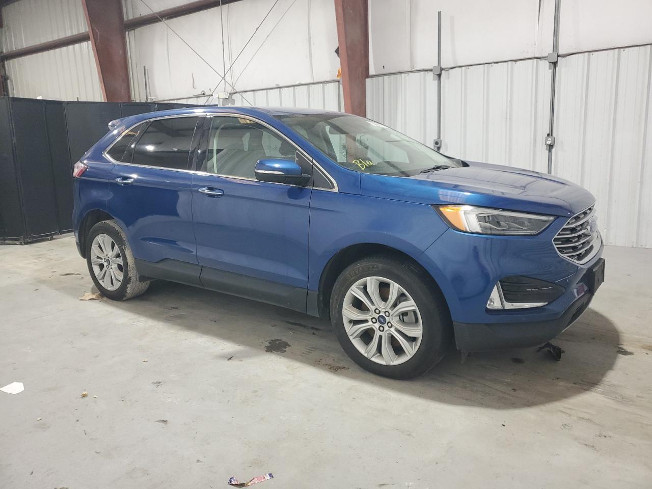 2022 Ford Edge - Image 4