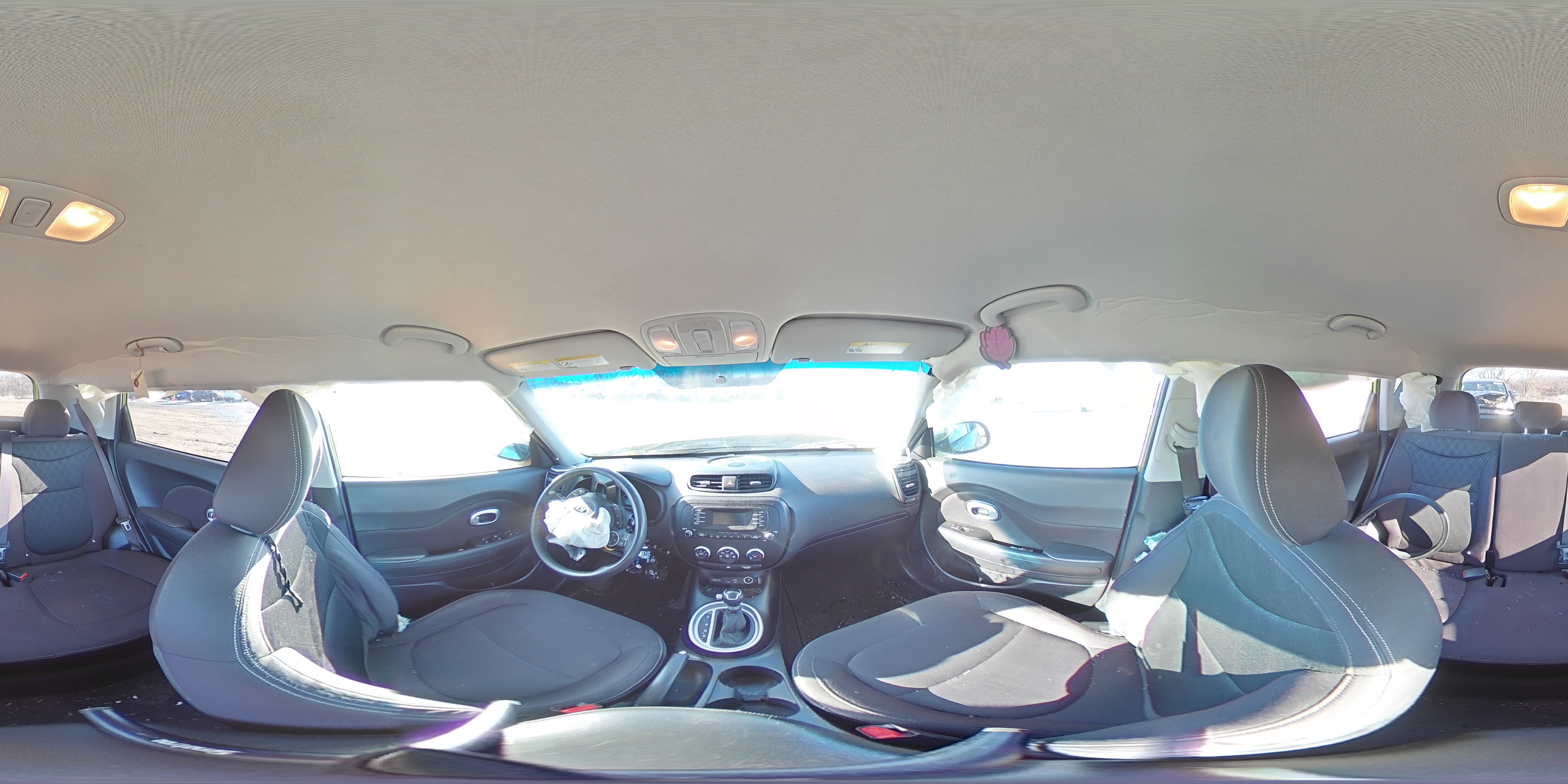 2016 Kia Soul - Image 13