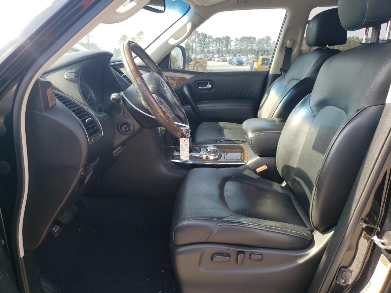 2016 Infiniti QX80 - Image 7