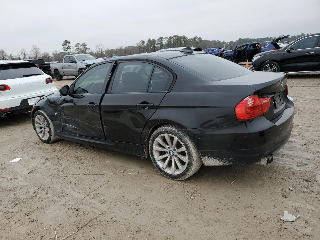 2011 BMW 3er - Image 2