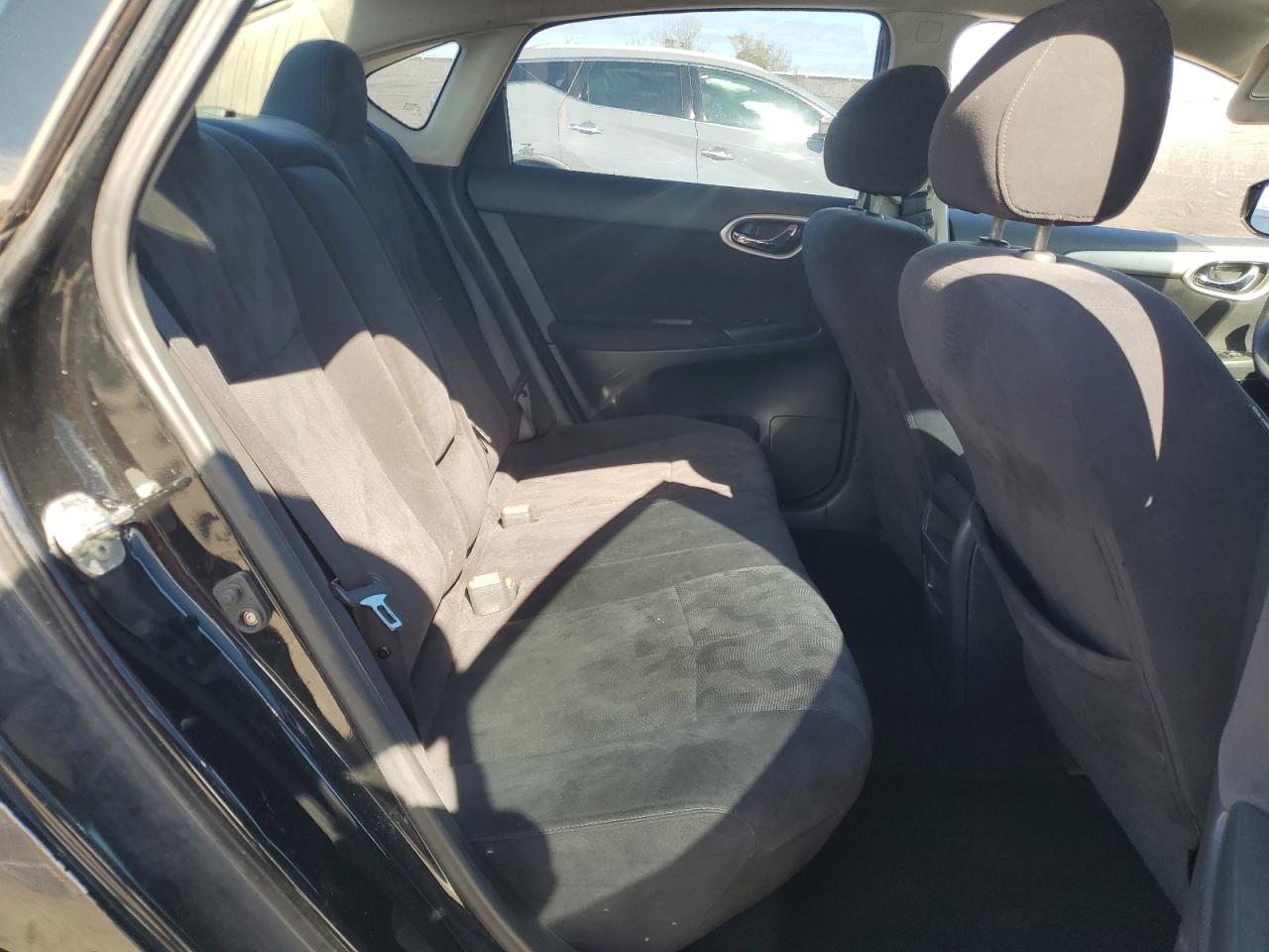 2013 Nissan Sentra - Image 10