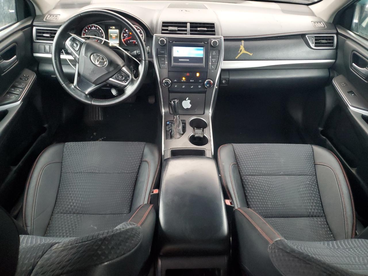 2015 Toyota Camry - Image 8