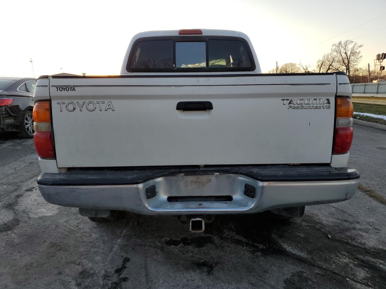 2004 Toyota Tacoma - Image 6