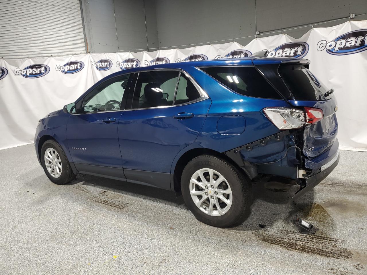 2020 Chevrolet Equinox - Image 2