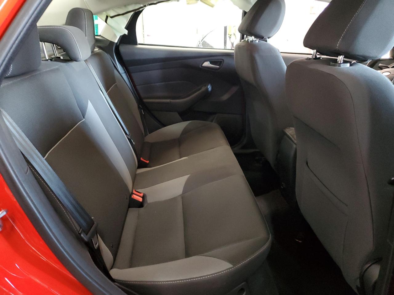2012 Ford Focus - Image 10