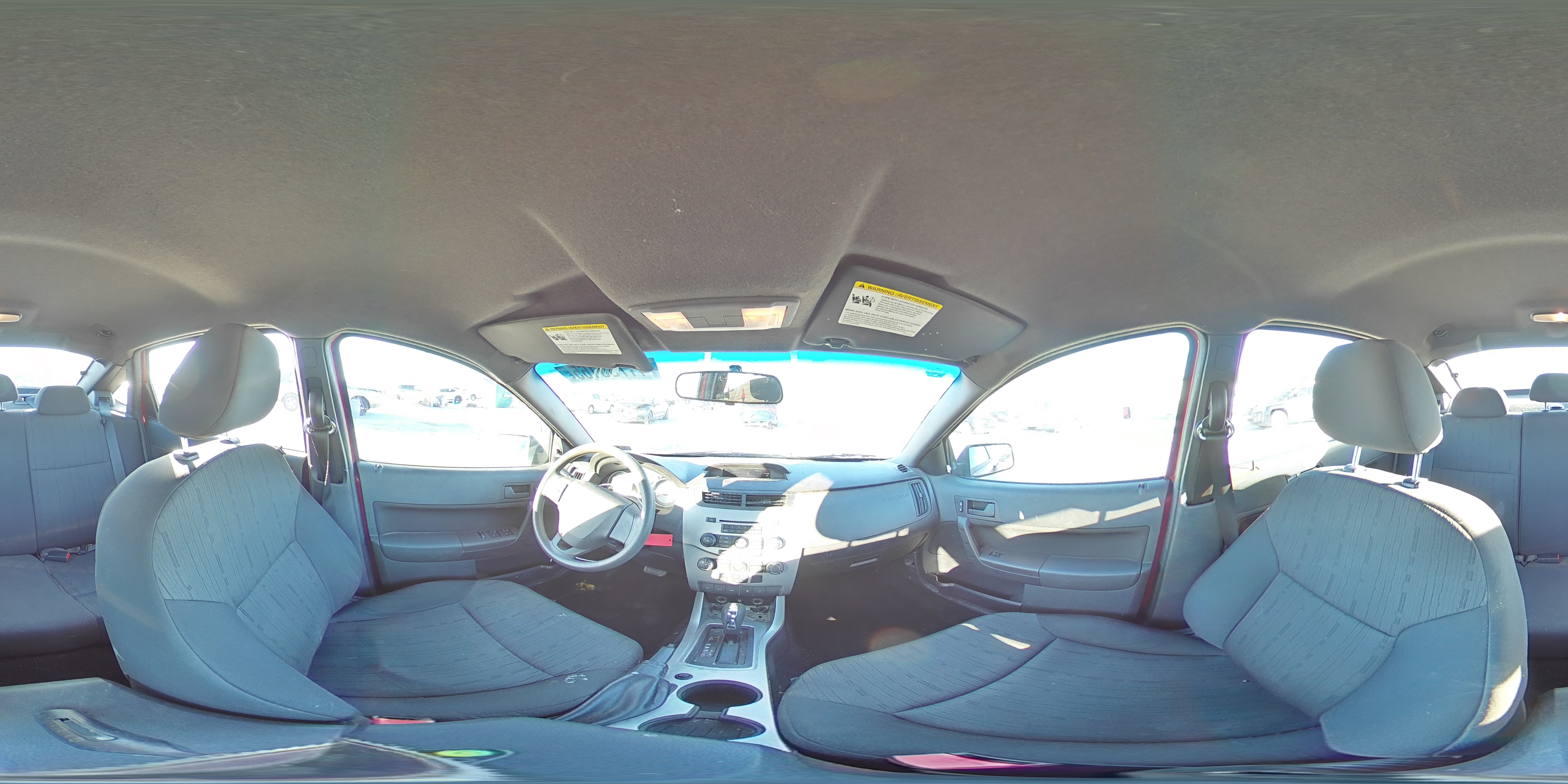 2010 Ford Focus - Image 12