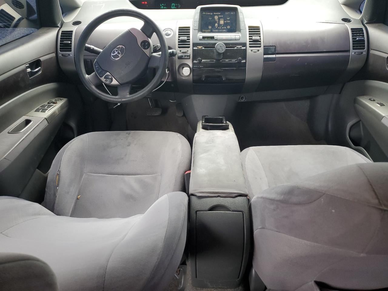 2004 Toyota Prius - Image 8
