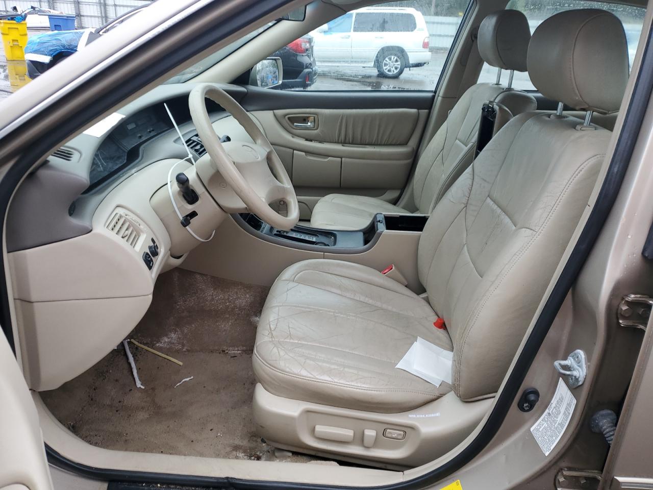 2000 Toyota Avalon - Image 7