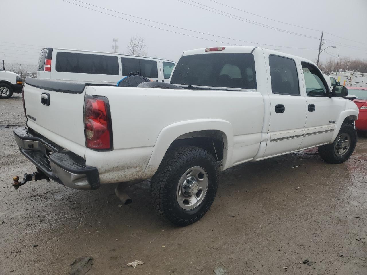 2007 Chevrolet Silverado - Image 3