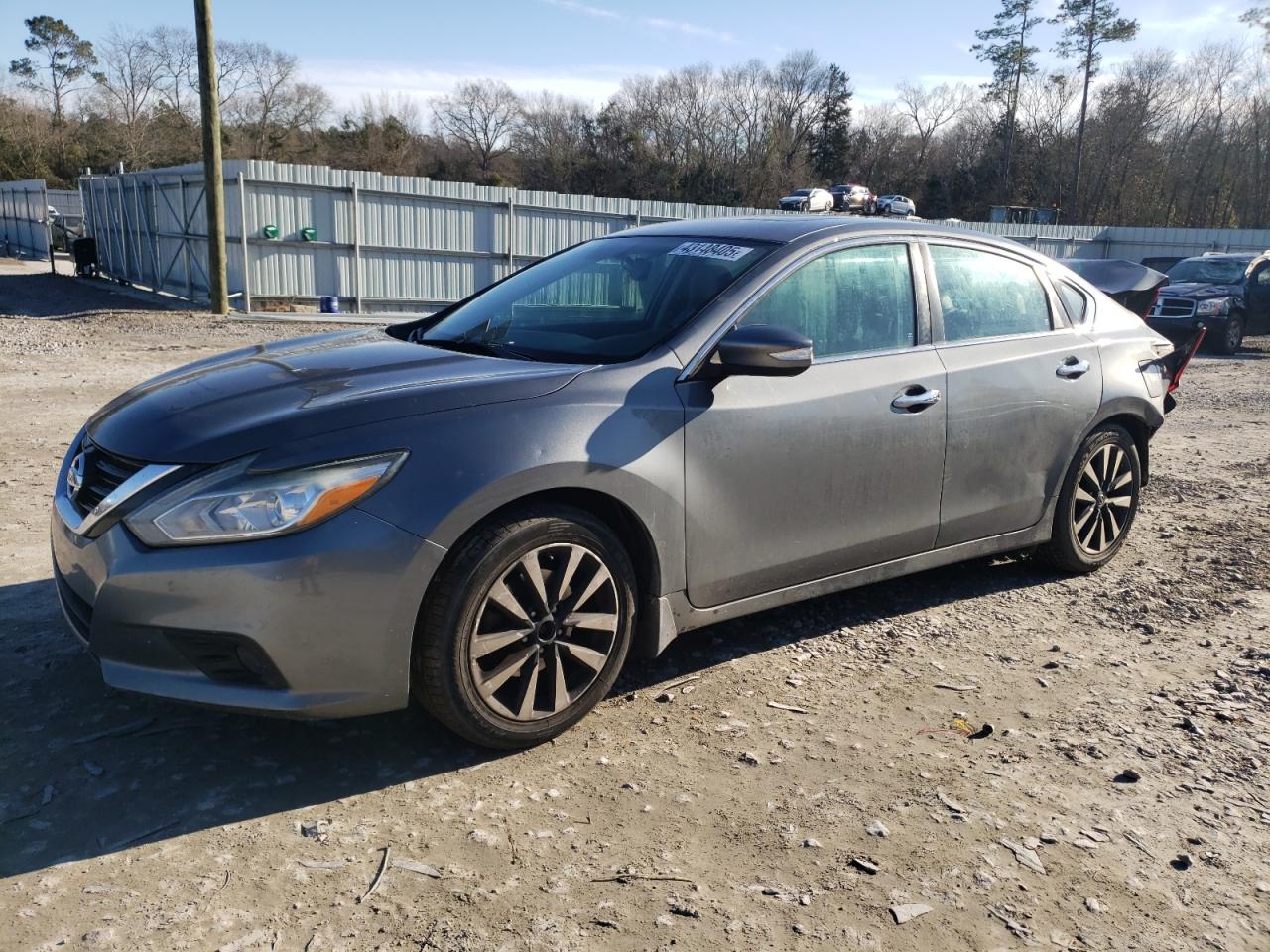 2017 Nissan Altima - Image 1