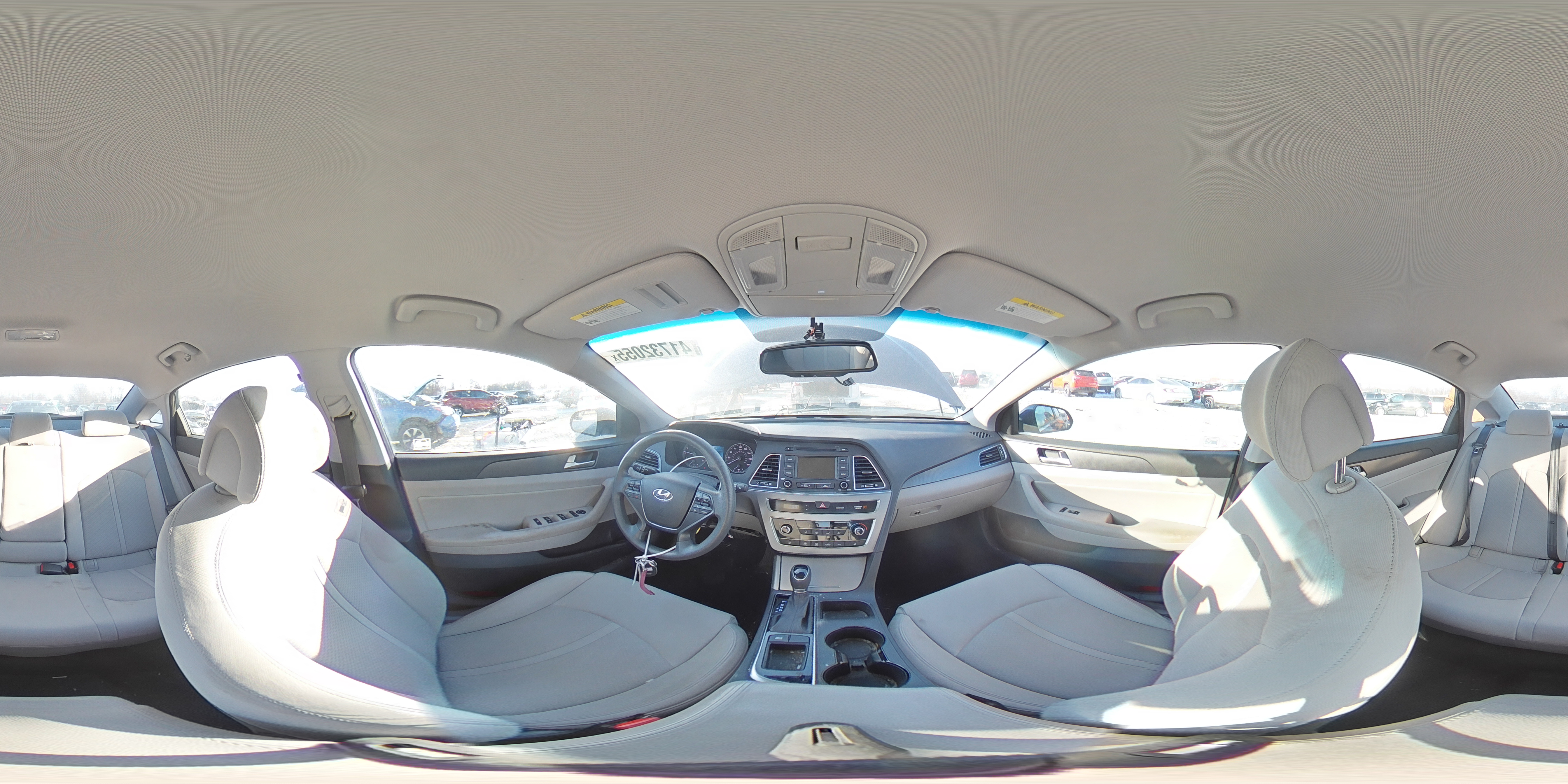 2015 Hyundai Sonata - Image 12