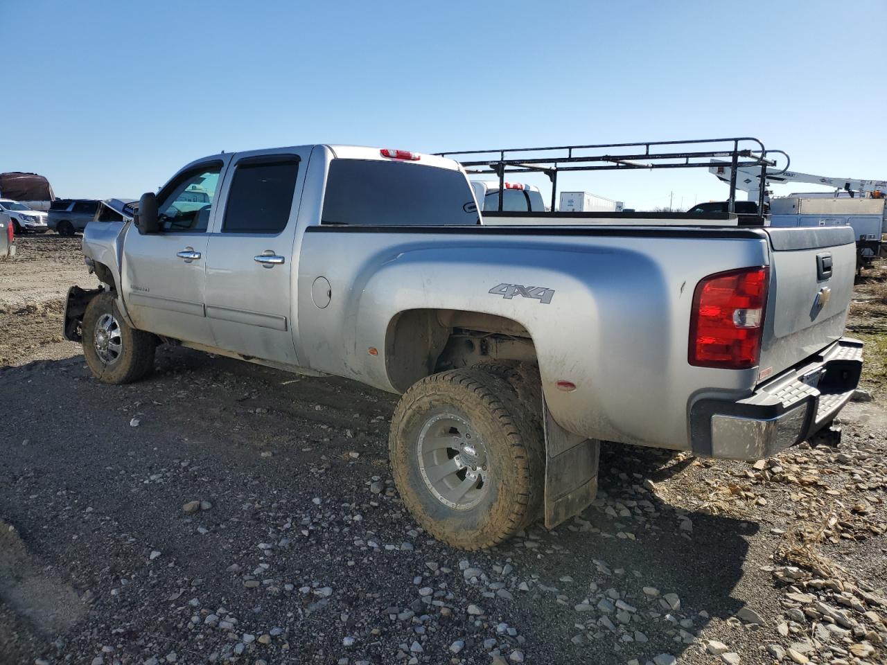 2010 Chevrolet Silverado - Image 2