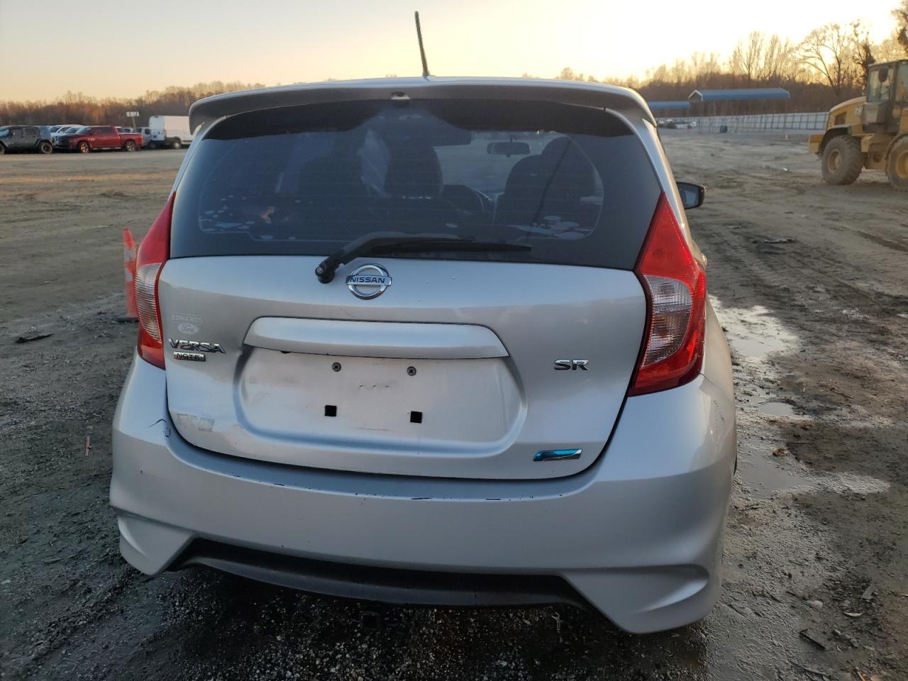 2015 Nissan Versa - Image 6