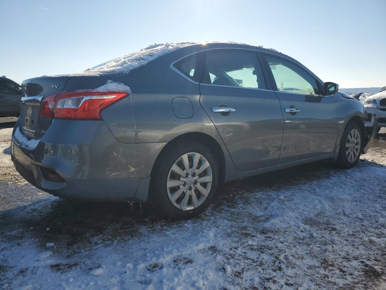 2017 Nissan Sentra - Image 3