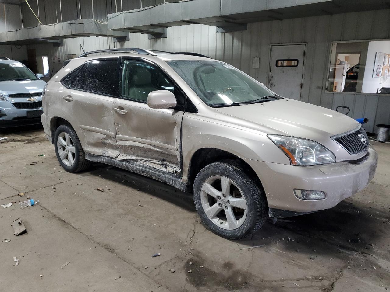 2005 Lexus RX - Image 4