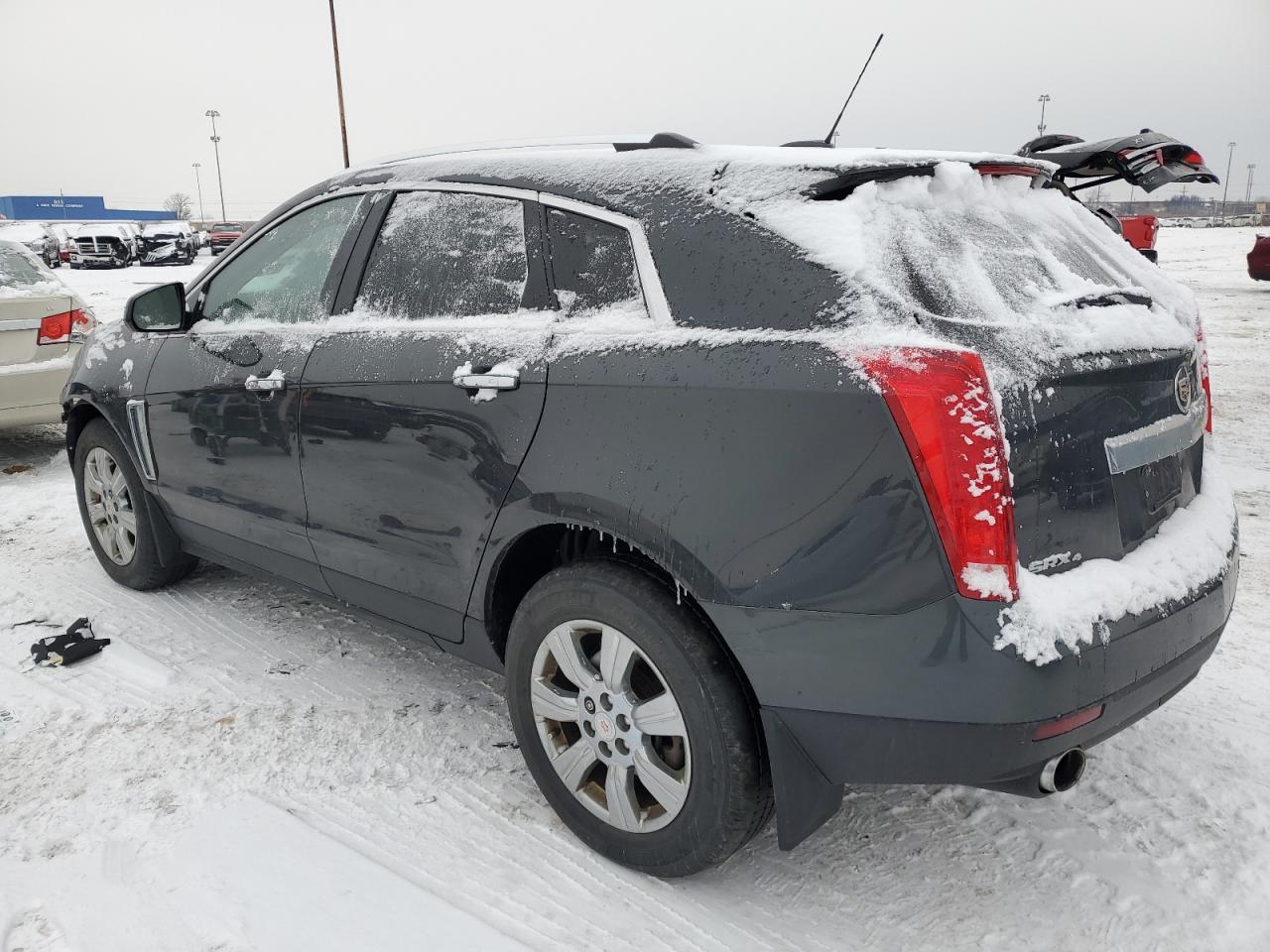 VIN 3GYFNEE33GS524185 2016 CADILLAC SRX no.2