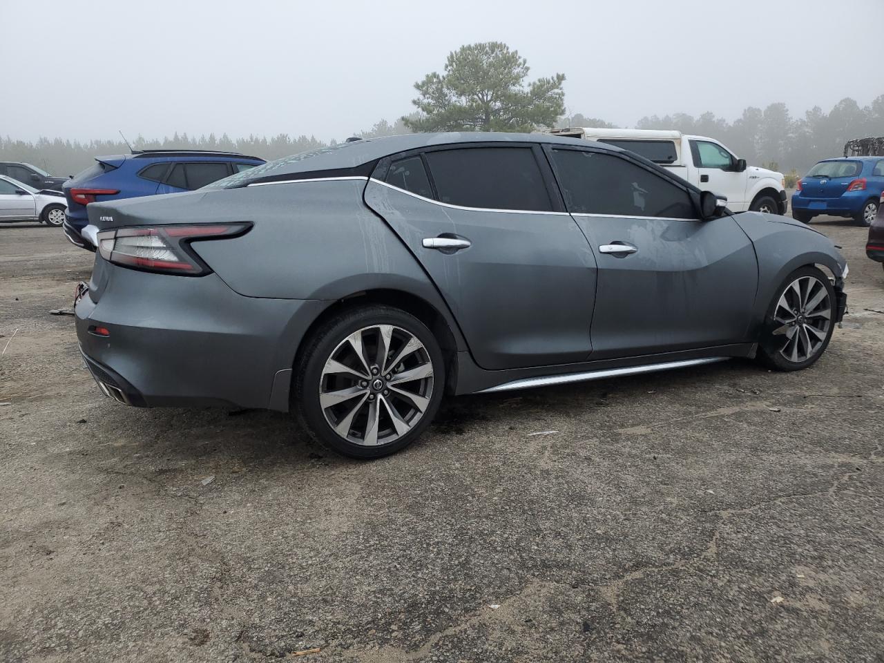 2017 Nissan Maxima - Image 3
