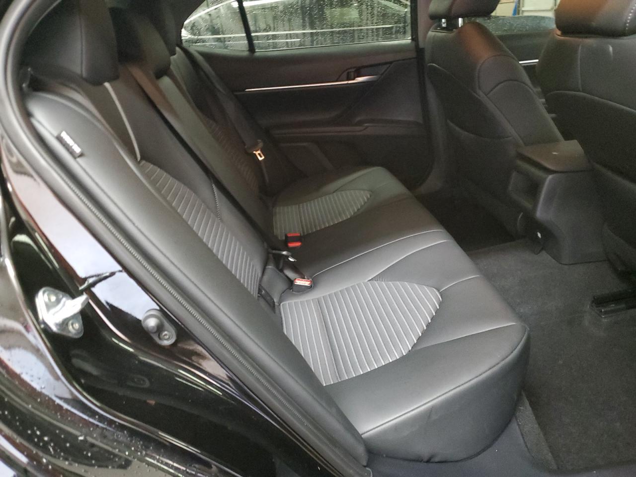 2024 Toyota Camry - Image 10