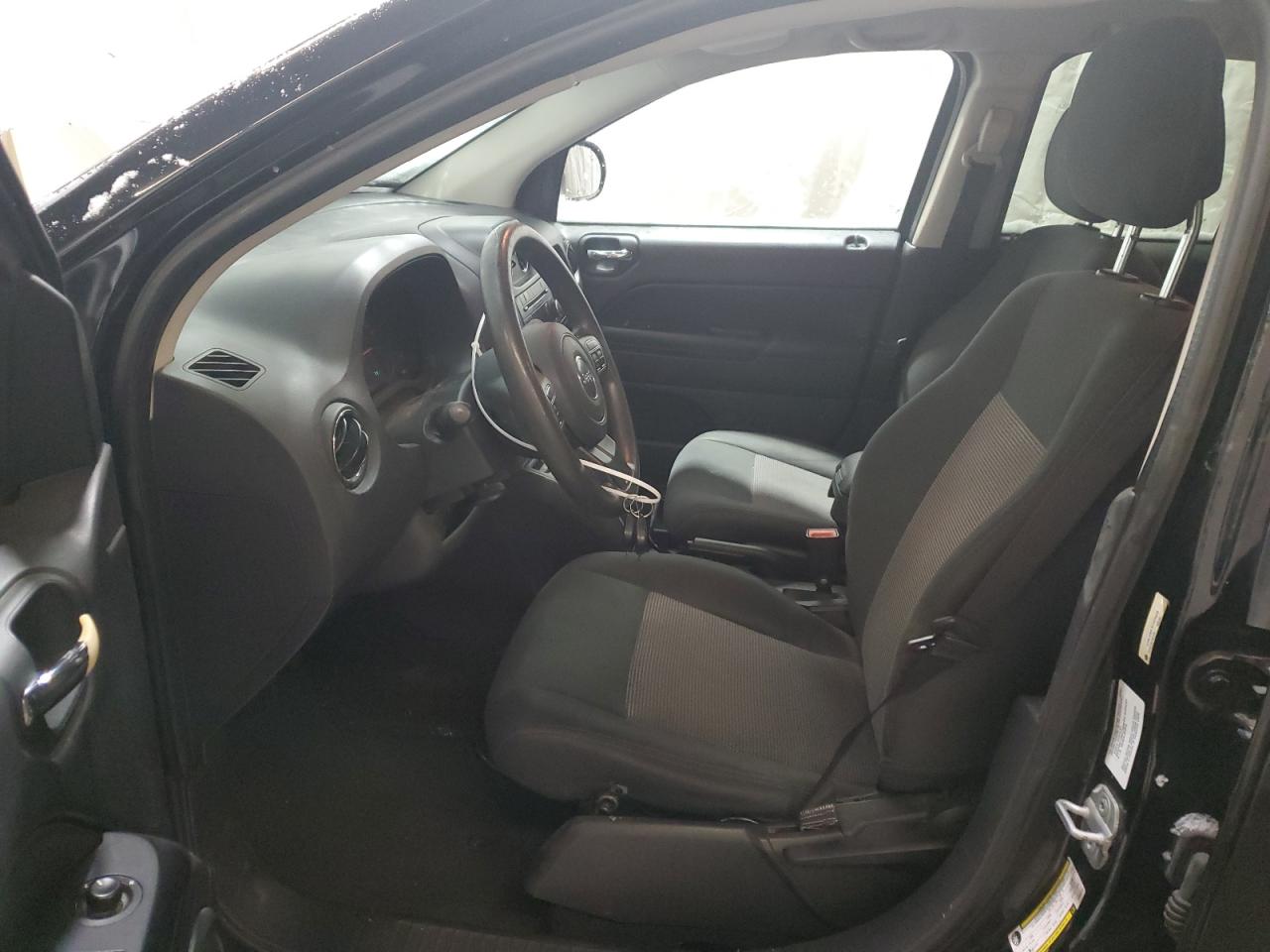 2012 Jeep Compass - Image 7