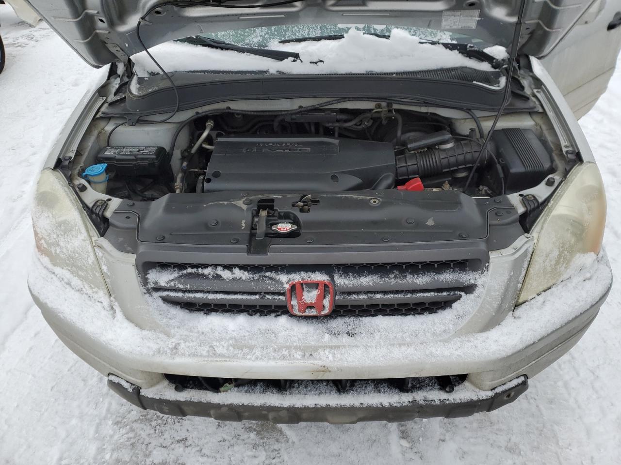 2004 Honda Pilot - Image 12