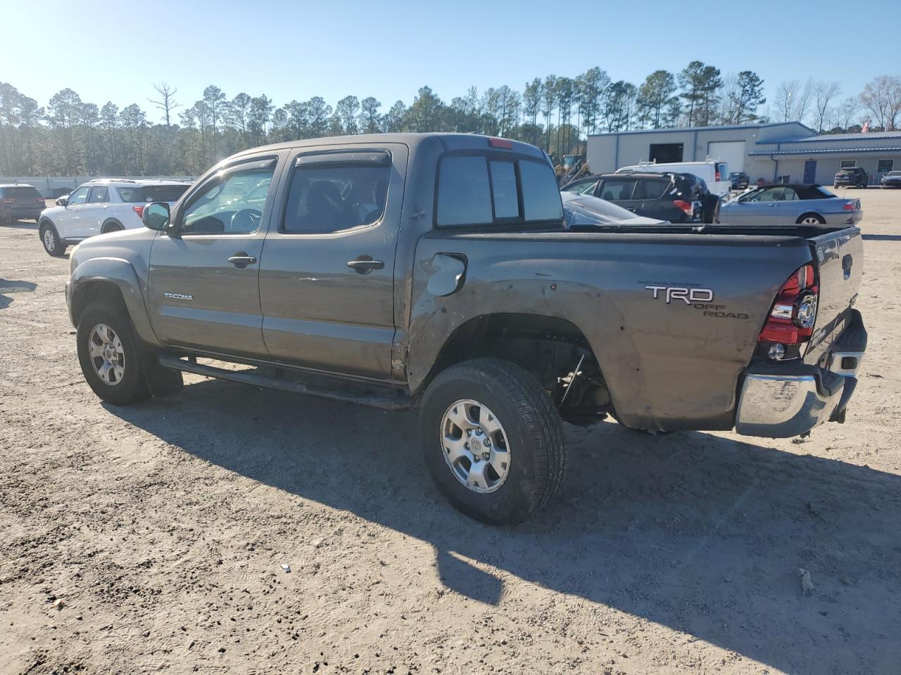 2009 Toyota Tacoma - Image 2