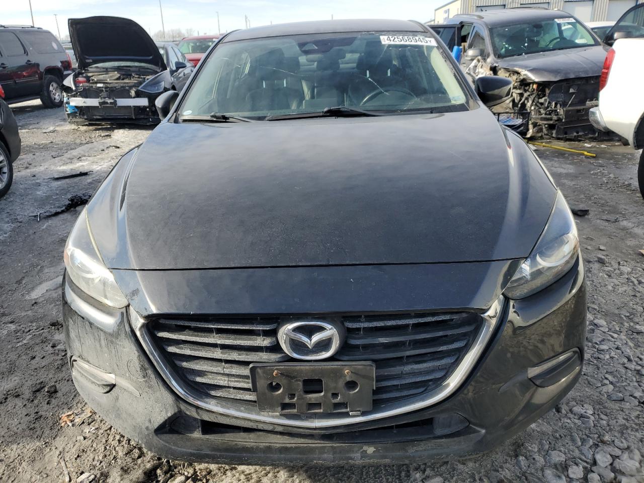 2017 Mazda 3 - Image 5