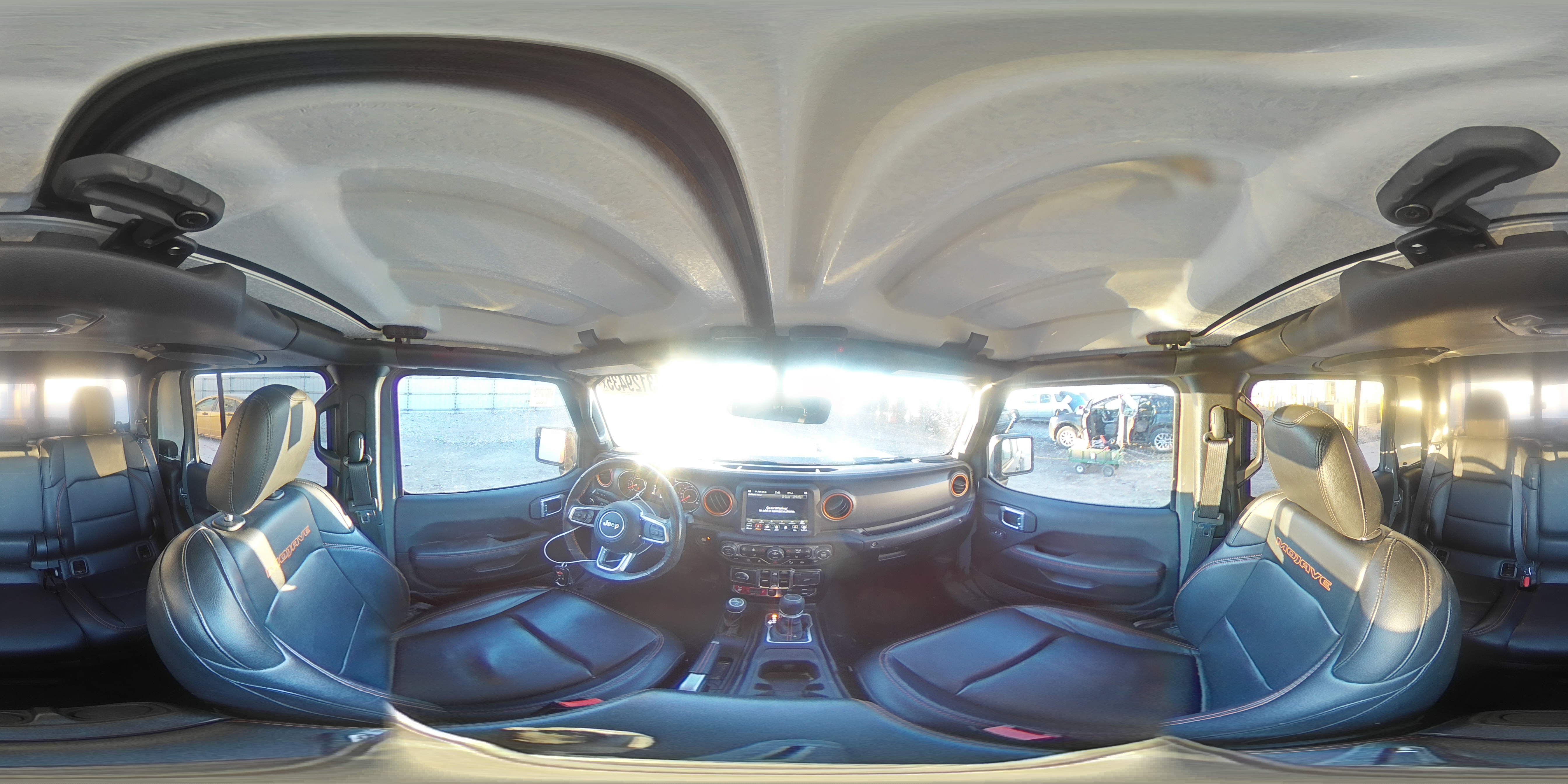 2021 Jeep Gladiator - Image 12