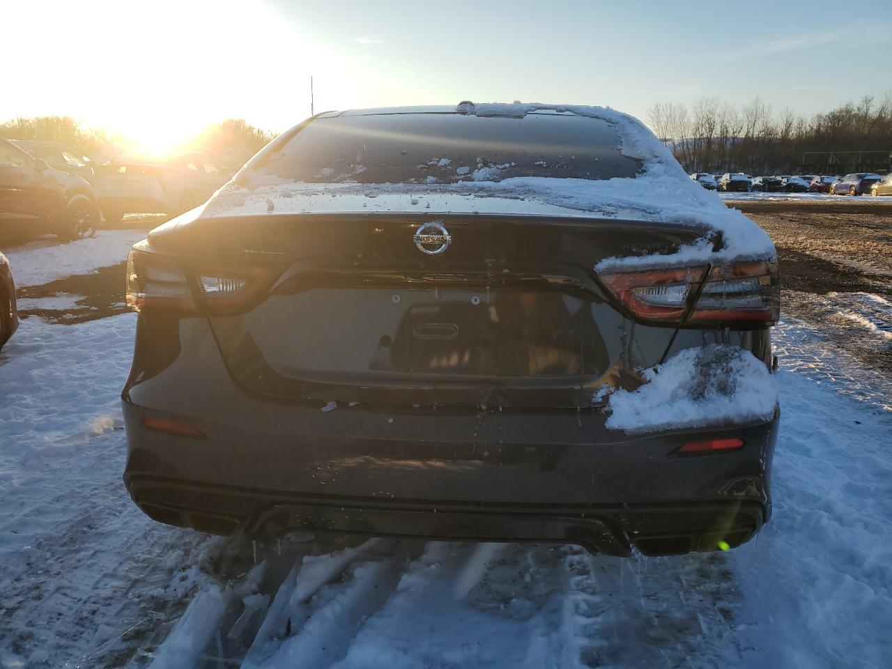 2021 Nissan Maxima - Image 6