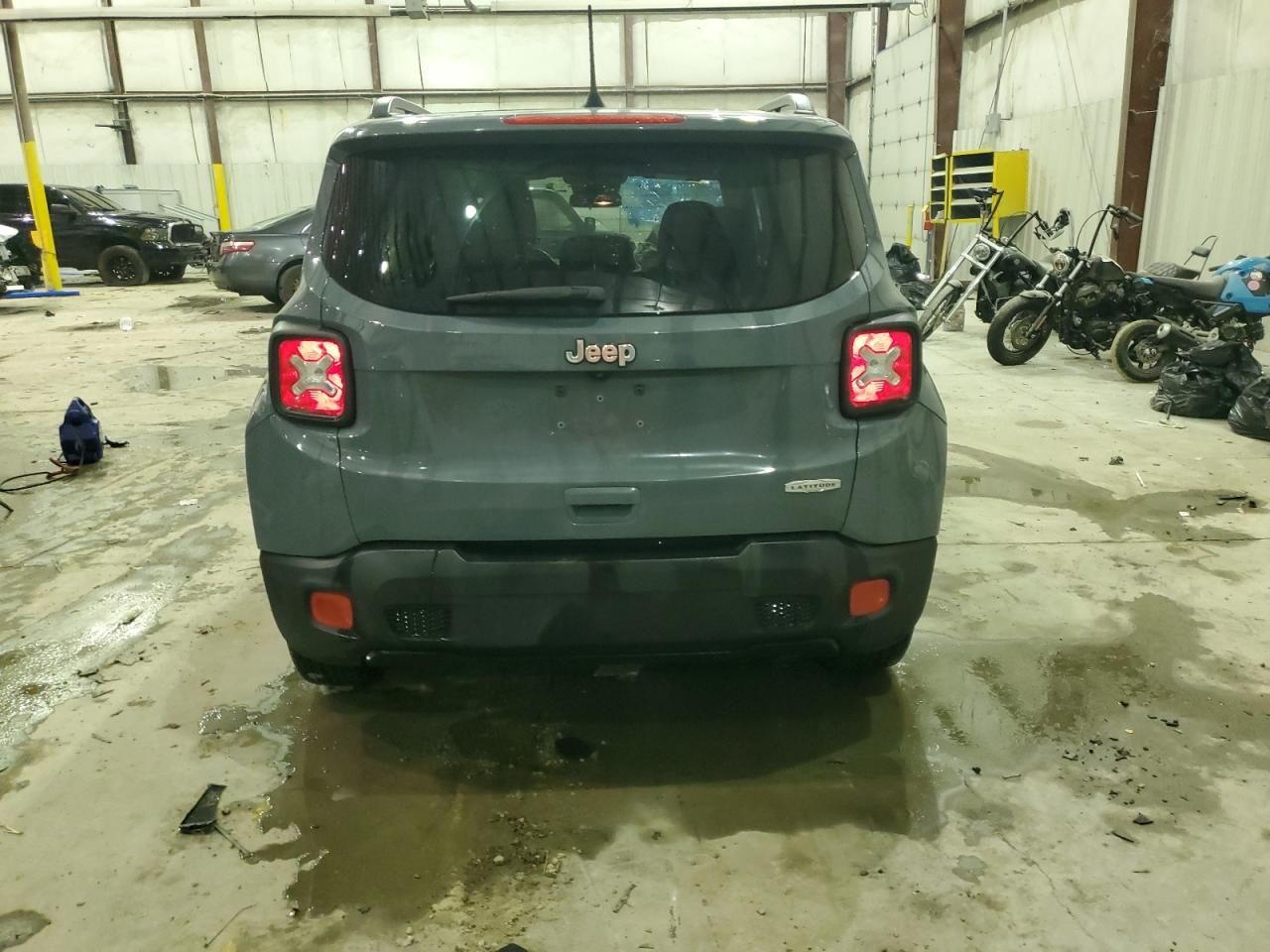 2018 Jeep Renegade - Image 6