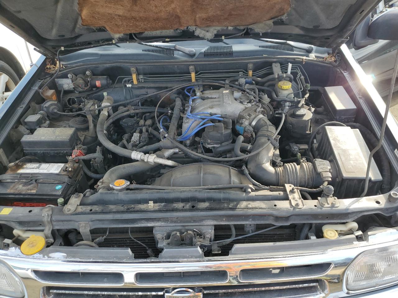1999 Nissan Pathfinder - Image 12