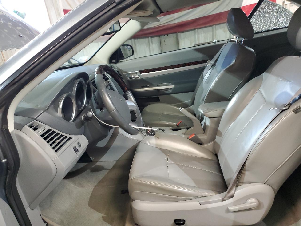 2008 Chrysler Sebring - Image 7