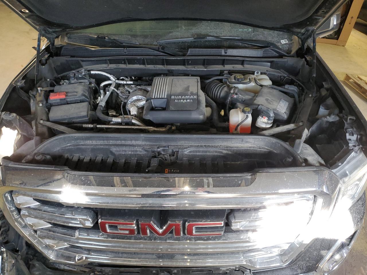 2020 GMC Sierra - Image 11