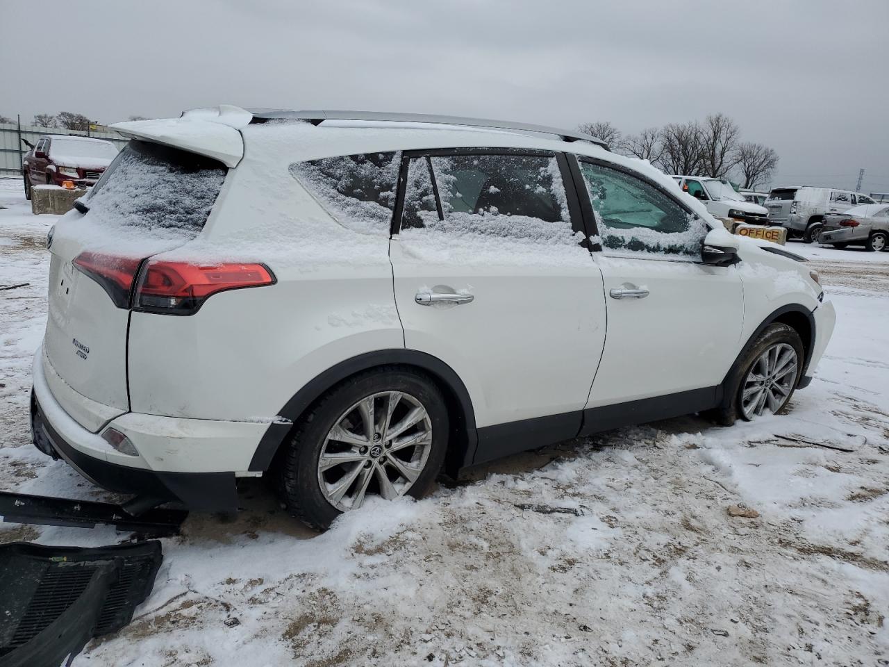 2018 Toyota RAV 4 - Image 3