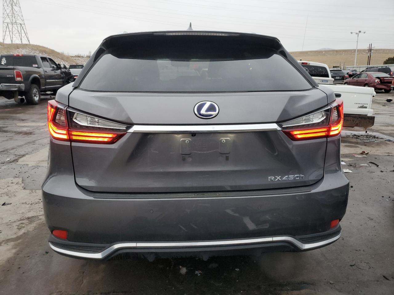 2022 Lexus RX - Image 6