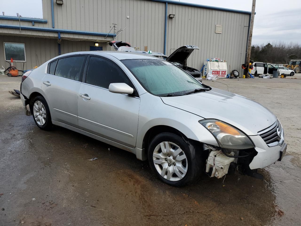 2009 Nissan Altima - Image 4